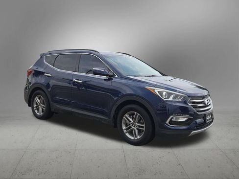 Used 2017 Hyundai Santa Fe Sport FWD image 8