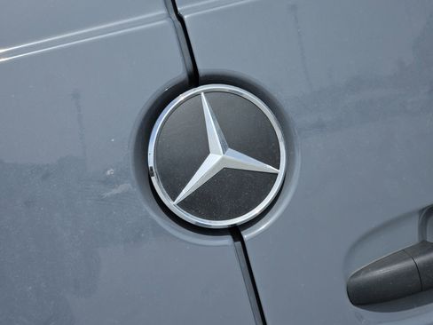 Used 2024 Mercedes-Benz Sprinter 3500 image 15