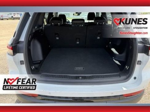 Used 2024 Jeep Grand Cherokee Altitude AWD/4WD image 20
