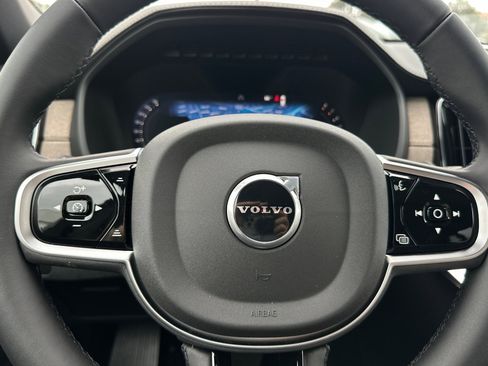New 2026 Volvo XC90 B5 Plus AWD/4WD image 23