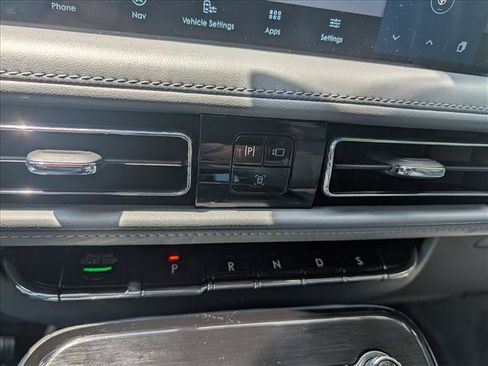 Certified 2023 Lincoln Nautilus Reserve AWD/4WD image 38