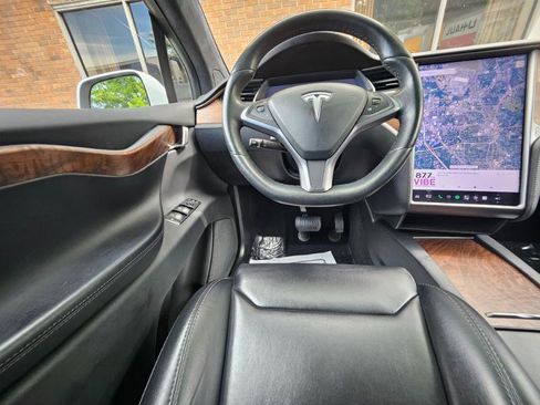 Used 2020 Tesla Model X Long Range AWD/4WD image 4