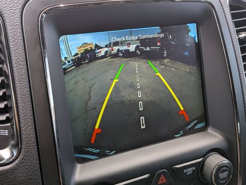 Used 2020 Dodge Durango R/T w/ Technology Group AWD/4WD image 26