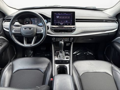 Used 2022 Jeep Compass Latitude w/ Convenience Group AWD/4WD image 11