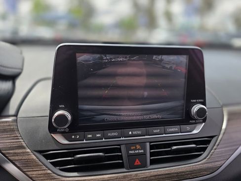 Used 2019 Nissan Altima 2.5 SL FWD image 29