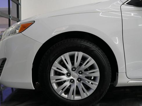 Used 2013 Toyota Camry LE FWD image 16