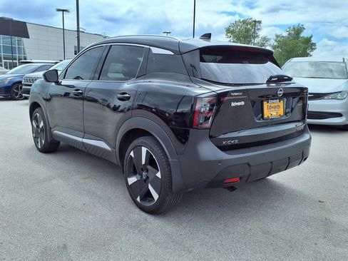Used 2025 Nissan Kicks SR w/ SR Premium Package AWD/4WD image 6