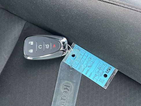 Used 2022 Chevrolet Malibu LT image 82