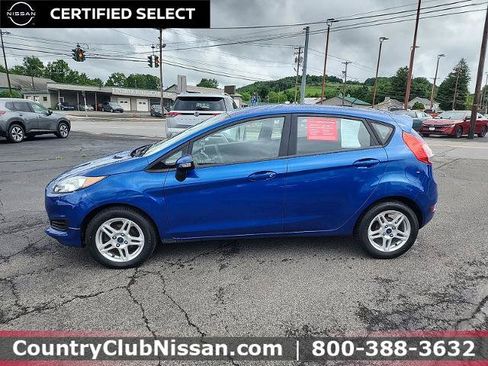 Used 2019 Ford Fiesta SE w/ Cold Weather Package FWD image 5