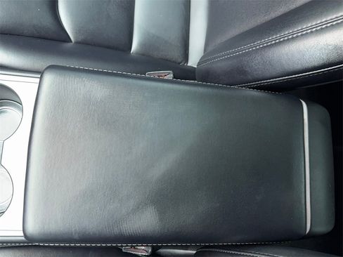 Used 2021 Tesla Model 3 Standard Range Plus image 35