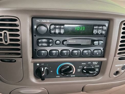Used 1999 Ford F250 2WD SuperCab image 42