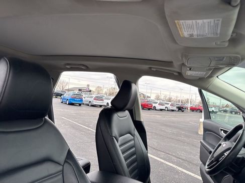 Used 2022 Ford Edge SEL w/ Convenience Package AWD/4WD image 40