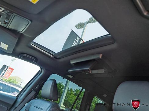 Used 2022 Honda Pilot Black Edition image 13