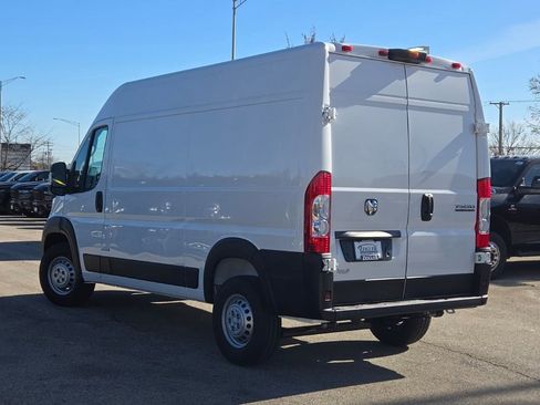 New 2026 RAM ProMaster 1500 w/ Cold Weather Group image 14