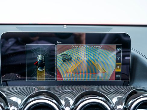 Used 2020 Mercedes-Benz AMG GT R image 19