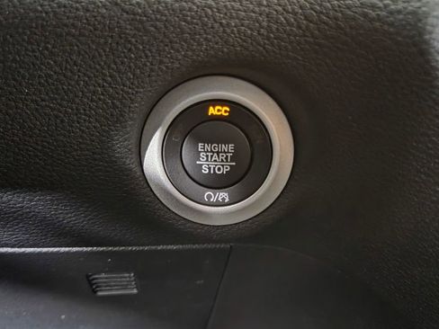 New 2026 Chrysler Pacifica Select image 22