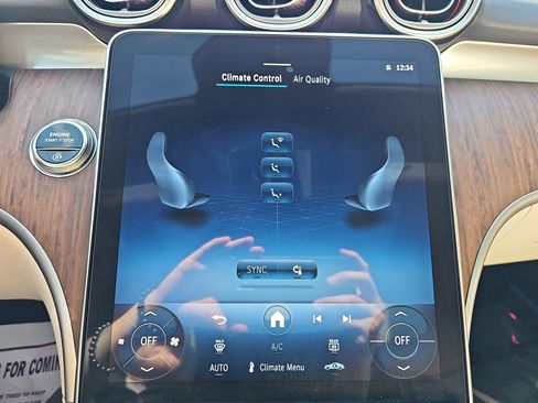 Certified 2025 Mercedes-Benz C 300 Sedan image 23