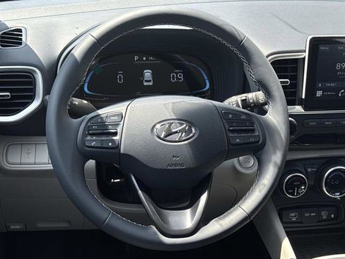 New 2026 Hyundai Venue SEL FWD image 7
