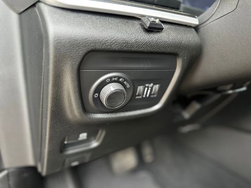 Used 2023 Jeep Grand Cherokee Altitude image 26