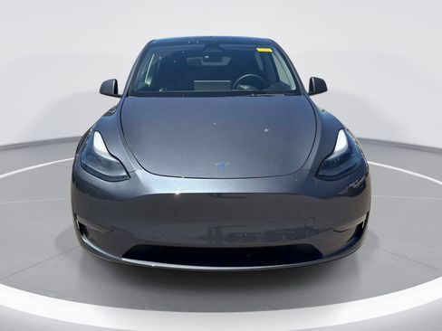 Used 2022 Tesla Model Y Performance AWD/4WD image 2