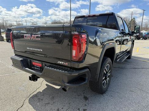 Certified 2022 GMC Sierra 2500 AT4 w/ AT4 Preferred Package image 7