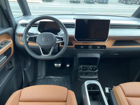 New 2025 Volkswagen ID. Buzz Pro S image 24