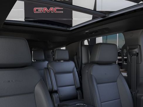 New 2026 GMC Yukon Denali w/ Denali Reserve Package AWD/4WD image 24
