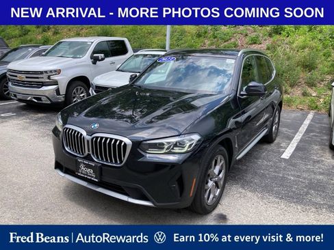 Used 2023 BMW X3 xDrive30i w/ Premium Package w/ZPA AWD/4WD image 3