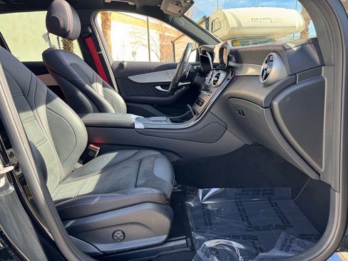Used 2022 Mercedes-Benz GLC 43 AMG AMG GLC 43 image 24