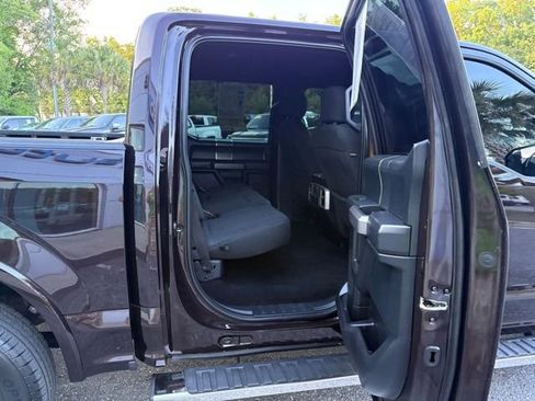 Used 2019 Ford F150 XLT w/ Equipment Group 302A Luxury AWD/4WD image 28