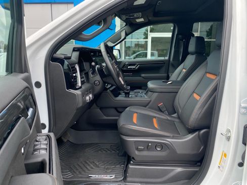 Used 2026 GMC Sierra 1500 AT4 w/ AT4 Premium Package AWD/4WD image 15