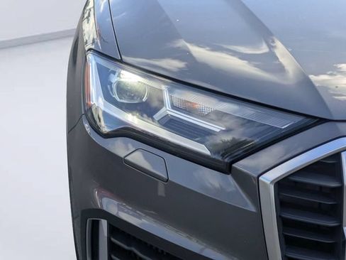 Used 2021 Audi Q7 3.0T Premium Plus w/ Premium Plus Package AWD/4WD image 9