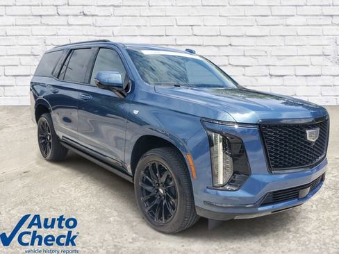 Certified 2026 Cadillac Escalade Sport w/ LPO, ONYX Package RWD image 5