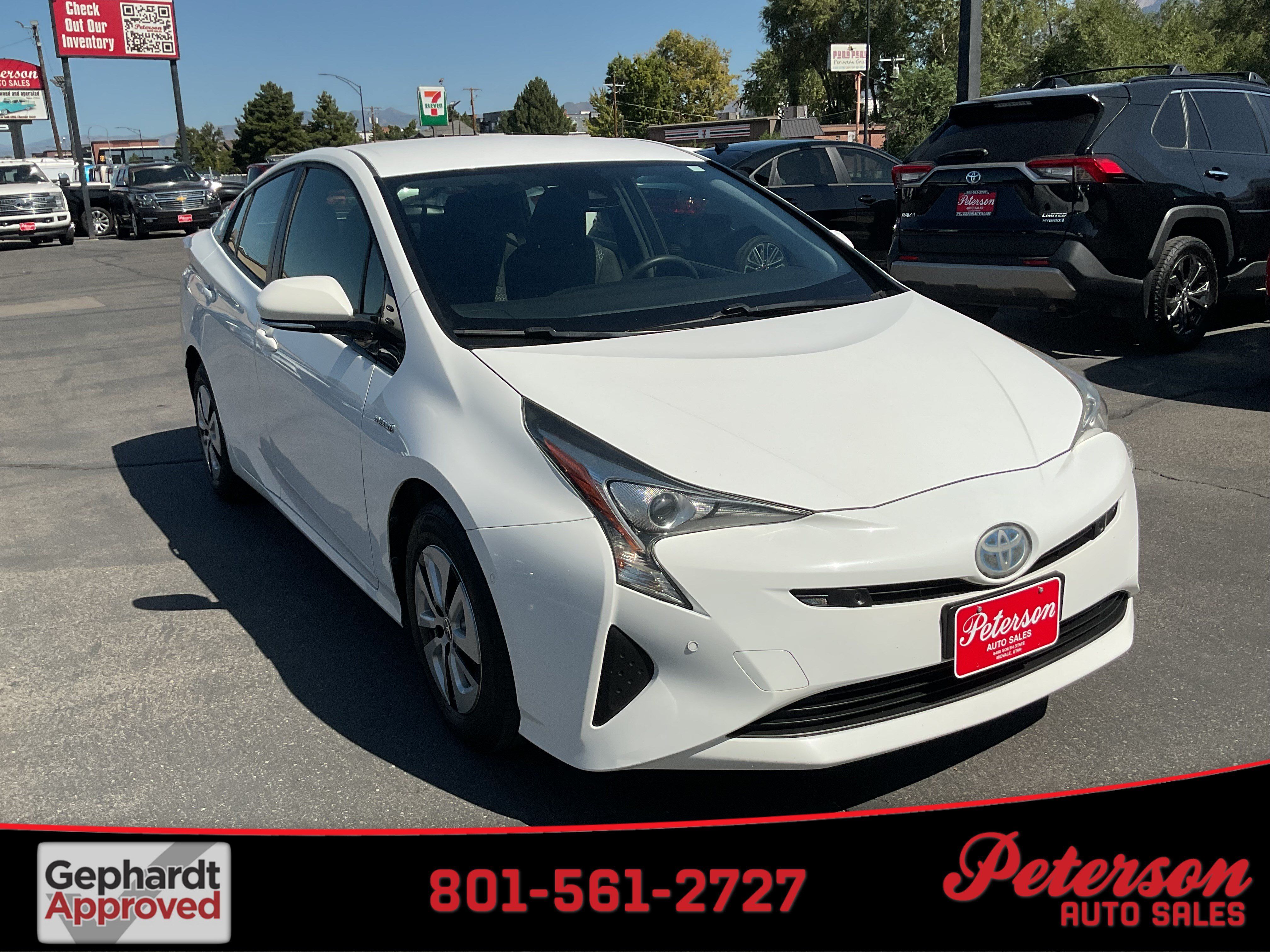 Used 2017 Toyota Prius Two w/ Prius Two Safety Plus Package FWD image 1