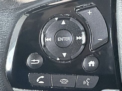 Certified 2020 Honda Pilot Touring image 12