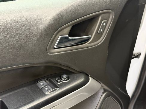 Used 2022 Chevrolet Colorado LT w/ Fleet Safety Package image 15