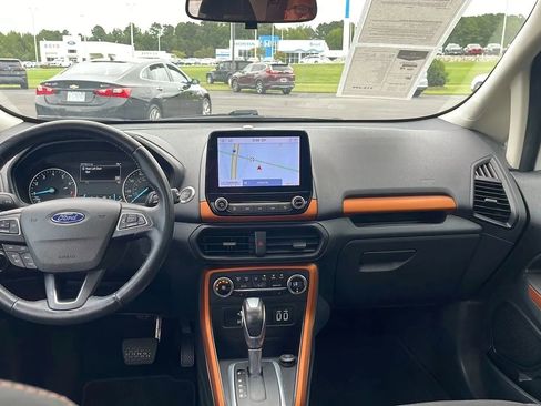 Used 2021 Ford EcoSport SE w/ SE Convenience Package image 11