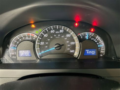 Used 2012 Toyota Camry SE image 11