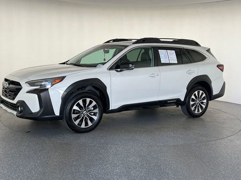 Certified 2023 Subaru Outback Limited image 9