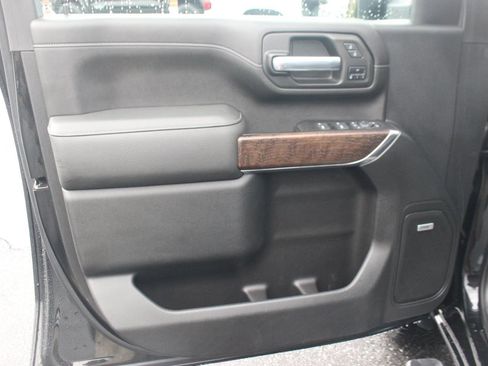 Used 2020 GMC Sierra 3500 Denali w/ Denali Ultimate Package image 14