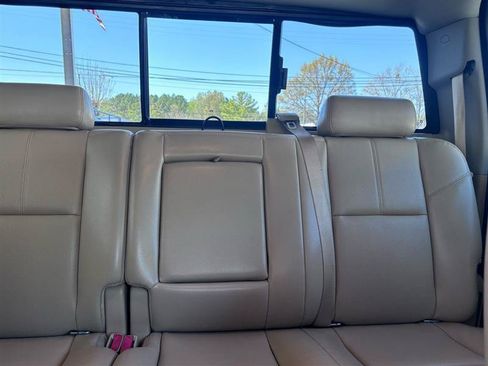 Used 2014 GMC Sierra 2500 SLT w/ SLT Convenience Package AWD/4WD image 32