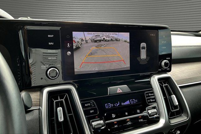 Used 2023 Kia Sorento EX w/ Panoramic Sunroof Package FWD image 14