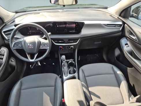Used 2024 Buick Encore GX Preferred w/ Comfort Package FWD image 27