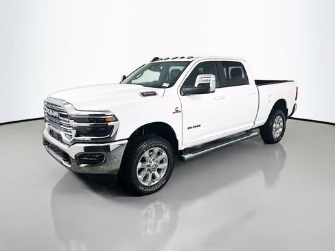 New 2026 RAM 3500 Laramie AWD/4WD image 3