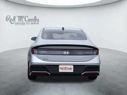 New 2026 Hyundai Sonata SE FWD image 4