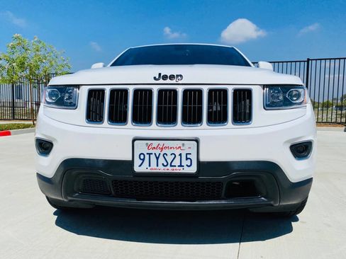 Used 2015 Jeep Grand Cherokee Laredo w/ Quick Order Package 23E image 2