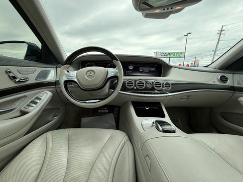 Used 2015 Mercedes-Benz S 550 Sedan image 28