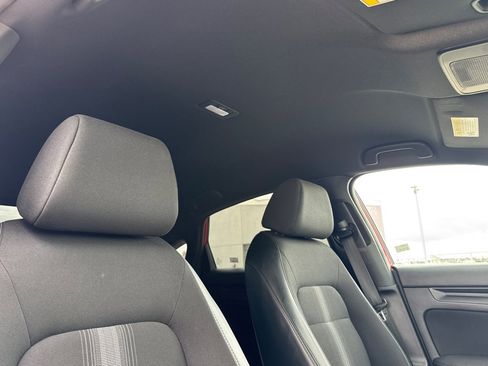 Used 2023 Honda Civic Sport image 16