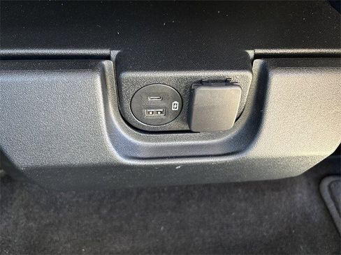 Used 2021 Ford F150 Lariat image 20