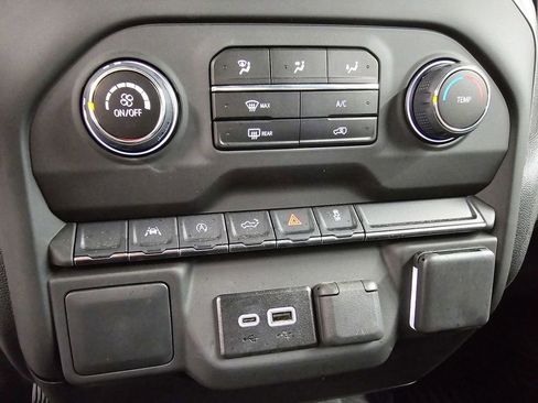 Used 2025 Chevrolet Silverado 1500 Custom AWD/4WD image 20